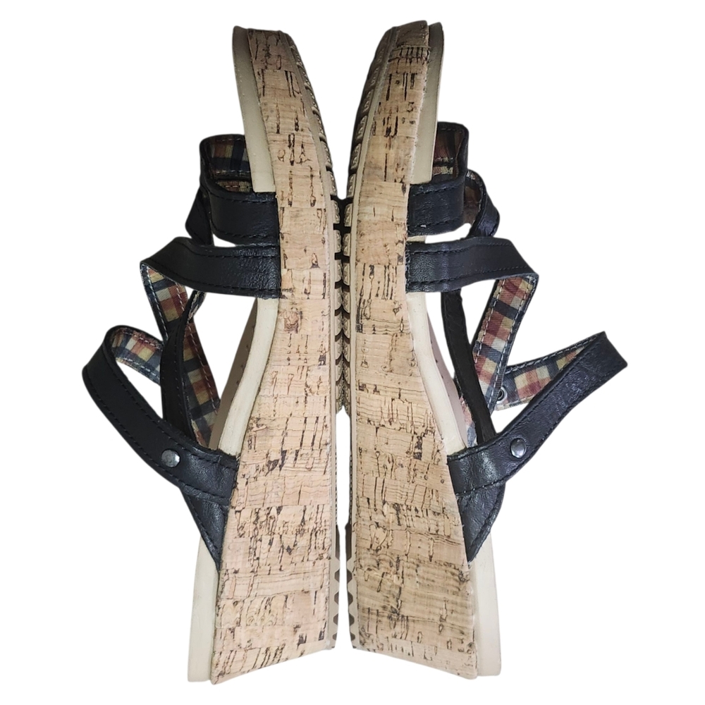 Crocs Black and Tan A-leigh Leather Wedge Sandals. Sz. 9 - Picture 7 of 8